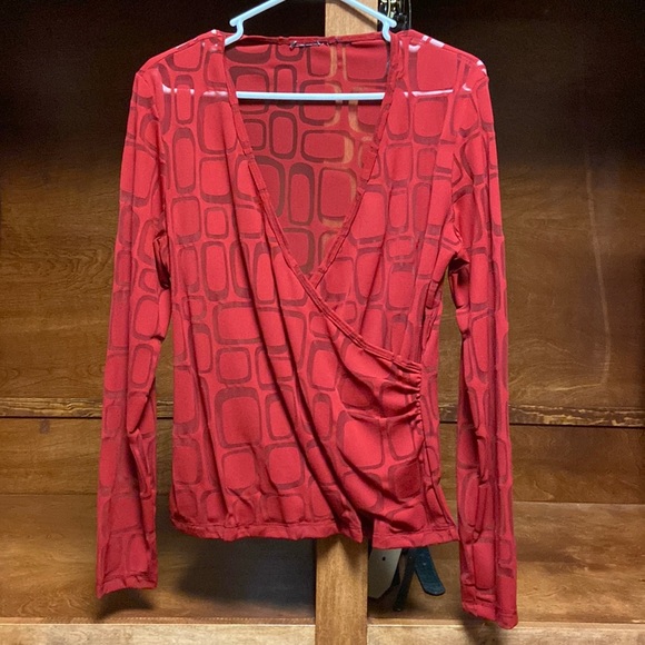 Sheer pattern long sleeved top - Picture 1 of 1